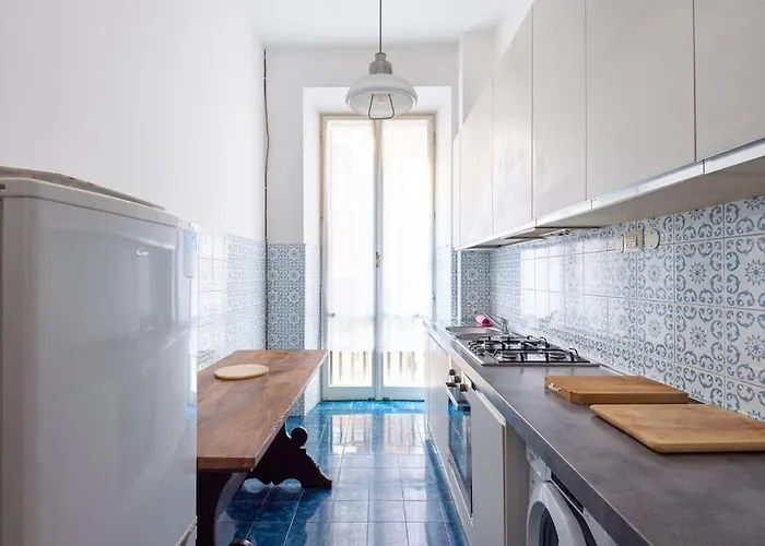 Giulia Luxury Two Bedroom Roma