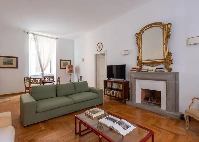 Daire Giulia Luxury Two Bedroom Roma