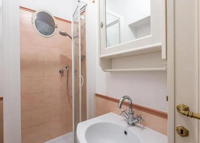 Giulia Luxury Two Bedroom Daire Roma